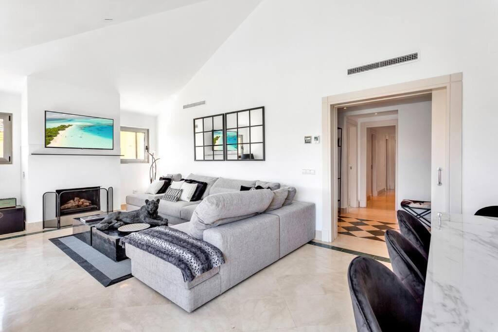 Yolo Spaces - Sotogrande Sea View Penthouse San Roque  Eksteriør bilde