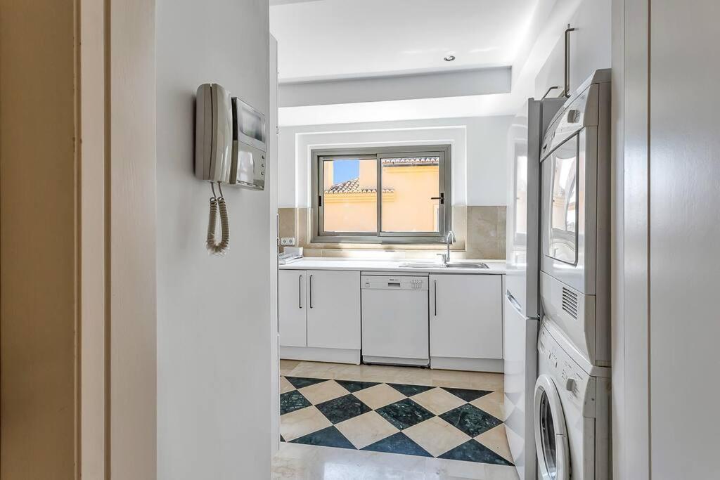 Yolo Spaces - Sotogrande Sea View Penthouse San Roque  Eksteriør bilde