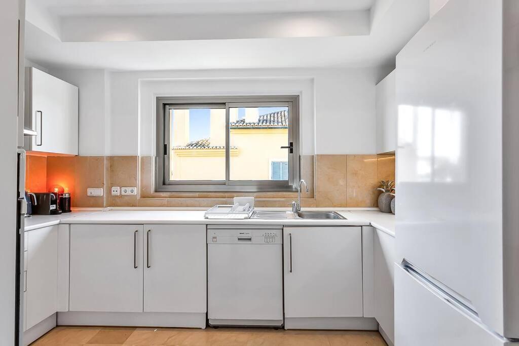Yolo Spaces - Sotogrande Sea View Penthouse San Roque  Eksteriør bilde