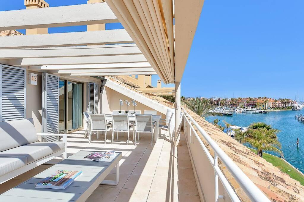 Yolo Spaces - Sotogrande Sea View Penthouse San Roque  Eksteriør bilde